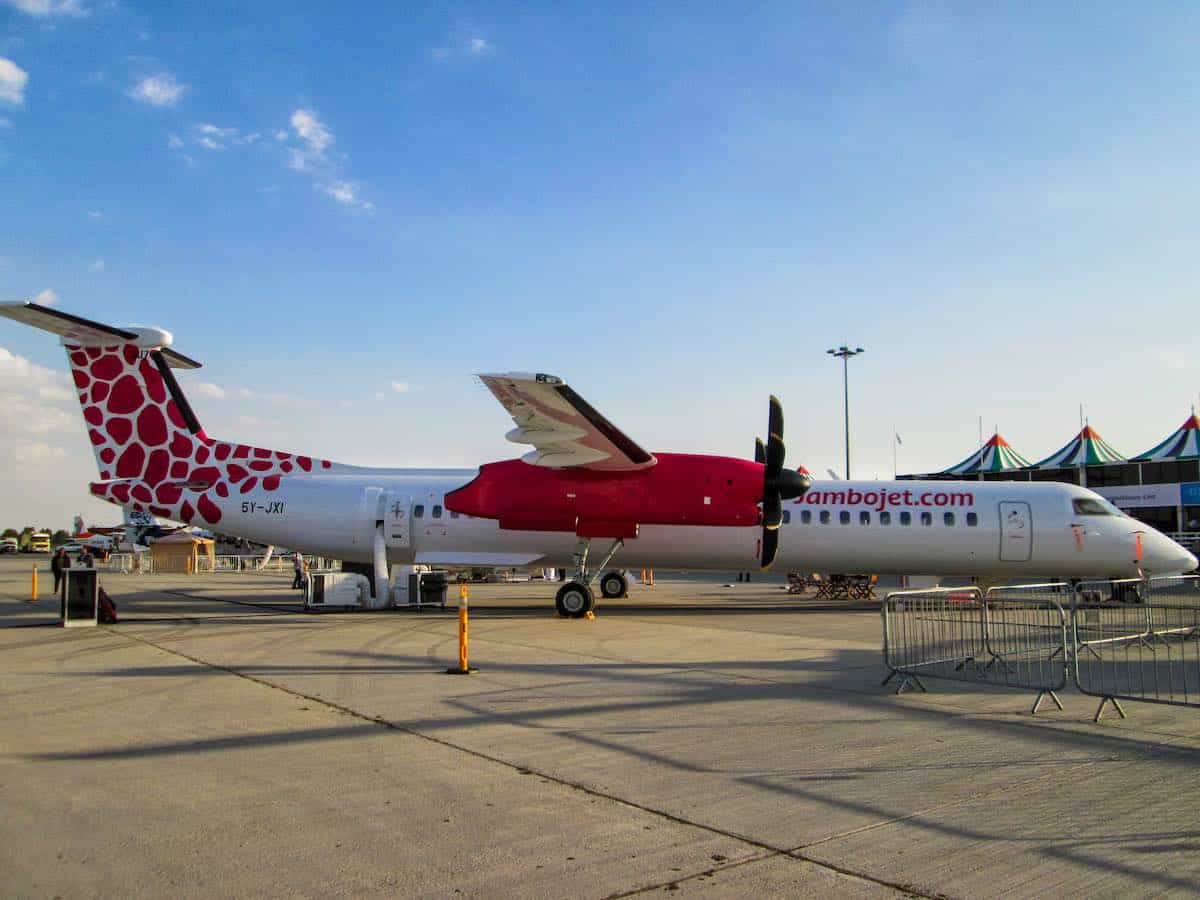 Jambojet Dash 8