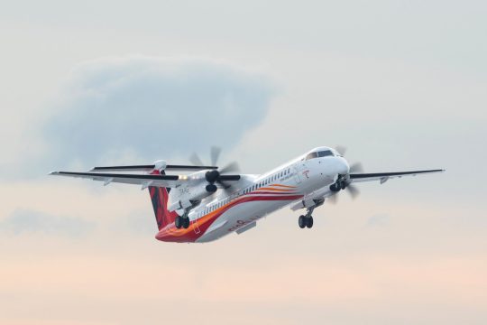 TAAG Angola Airlines Dash 8