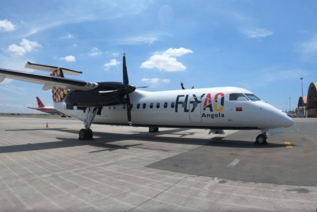 Fly Angola Dash 8 300