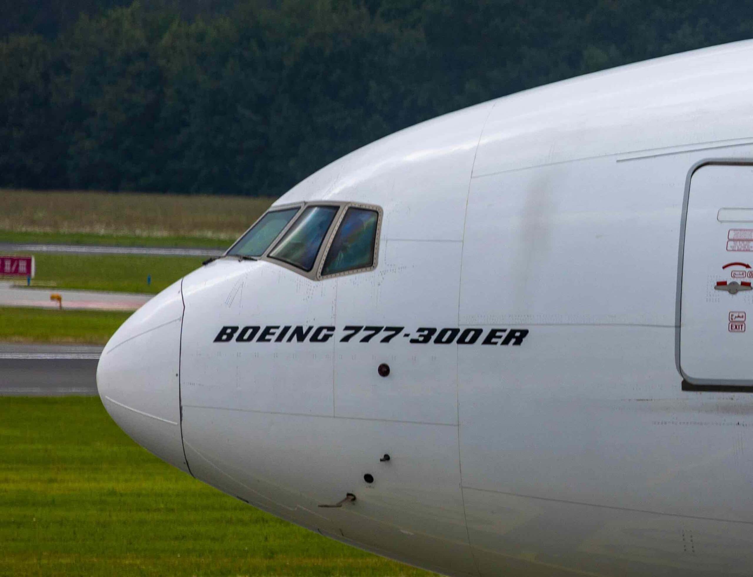 Boeing 777