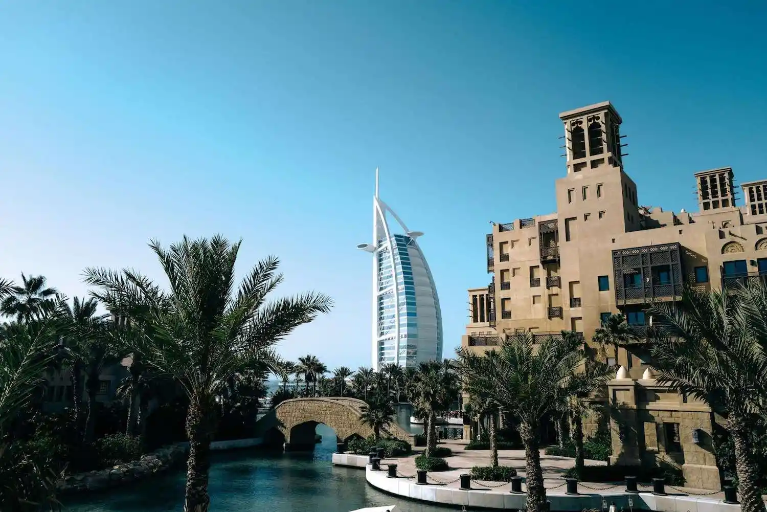 Hotel in Dubai Hotel in Dubai with a View on Burj Al Arab in Dubai
