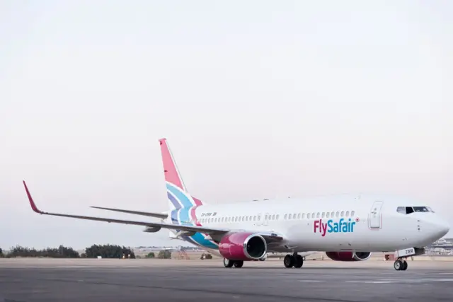 FlySafair Boeing 737